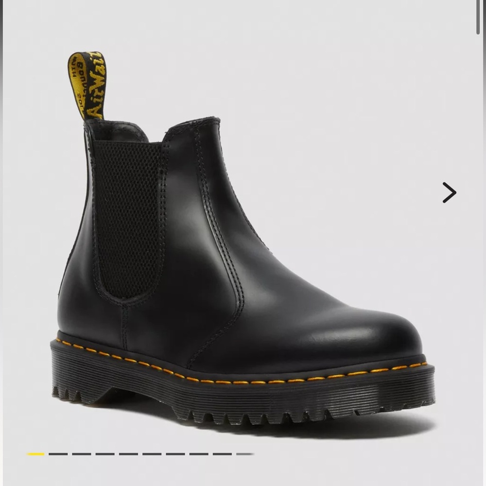 Dr. Martens - Bex Smooth Leather Chelsea Boot